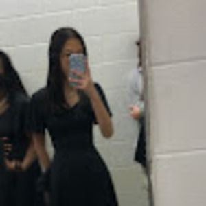 Meet your Posher, Hollyrae